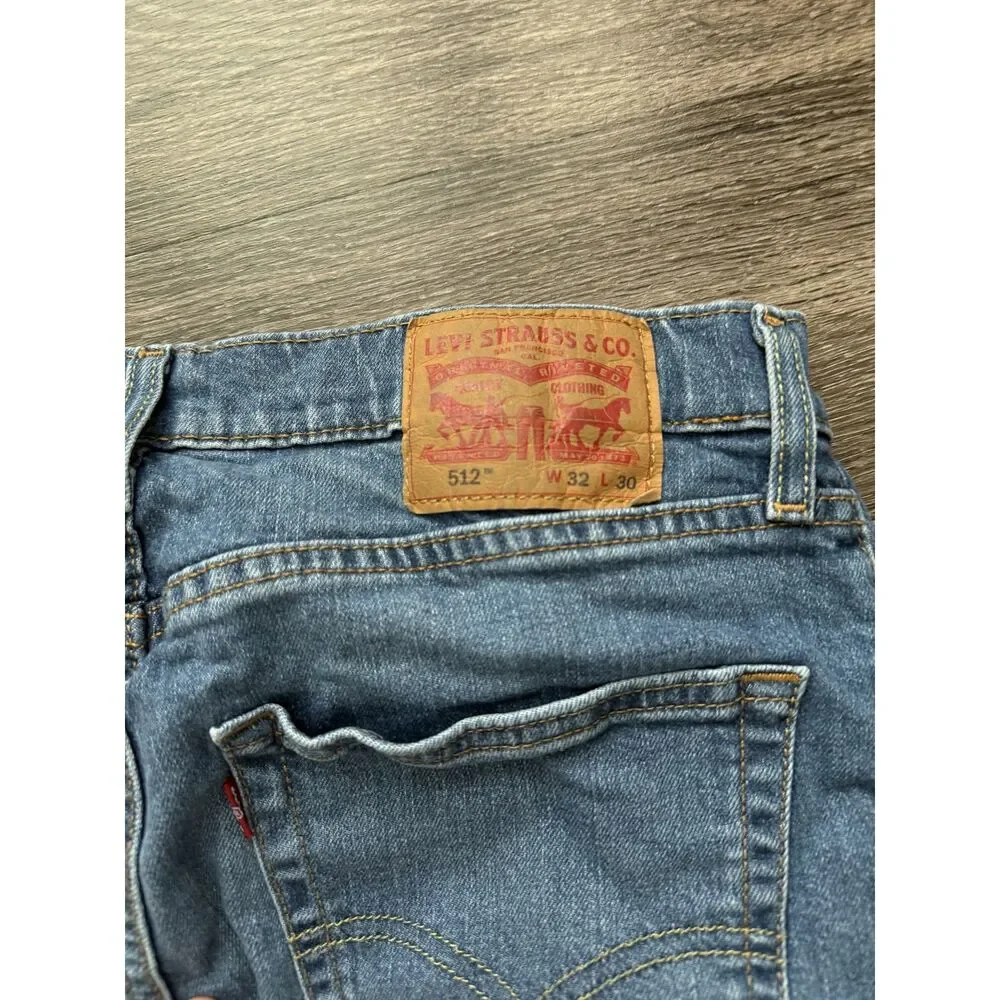 Levis used good